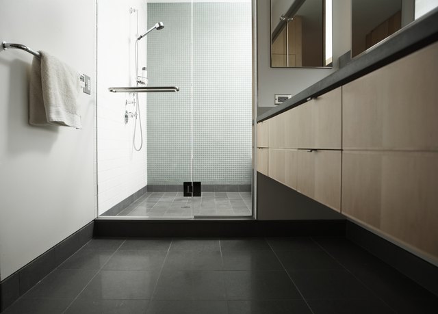 How to Make a Shower Floor Less Slippery (4 Simple Methods) - Prudent  Reviews
