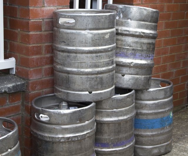 How Long Does An Untapped Beer Keg Last Ehow