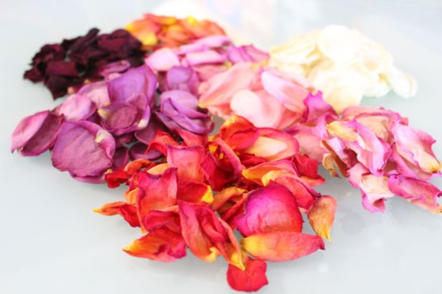 Dried Rose Petals for Wedding Confetti or Paper Production, Dried Flower  Petals, Dried Flowers, Rose