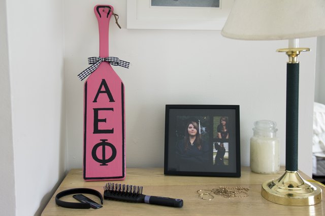 Medium Size (18in) Customizable Sorority/Fraternity Paddle