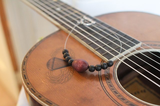 How to Make Jewelry from Guitar Strings ehow