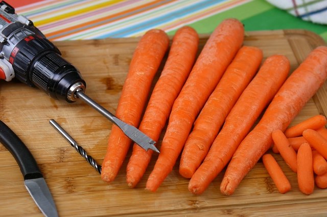 how-to-make-a-flute-or-slide-whistle-from-a-carrot-ehow