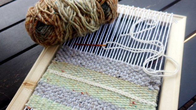 Tying Off your peg loom weaving 