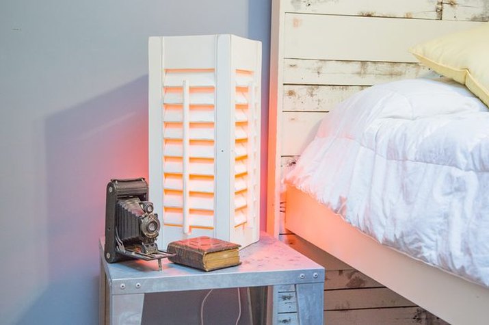 Side table lamp made from wooden shutters