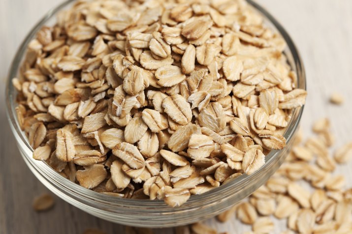 10 Clever Household Uses for Oatmeal | ehow