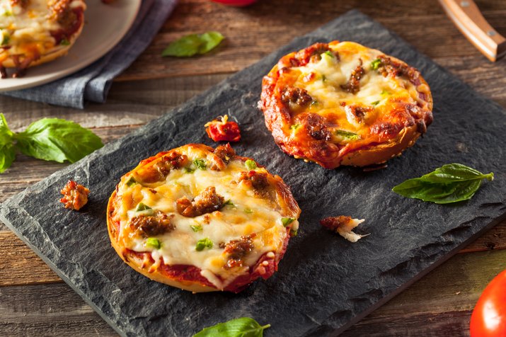 Sausage and Pepper Pizza Bagels