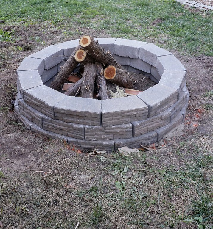 How To Build An Easy Backyard Fire Pit, What You Need To Make A Fire Pit