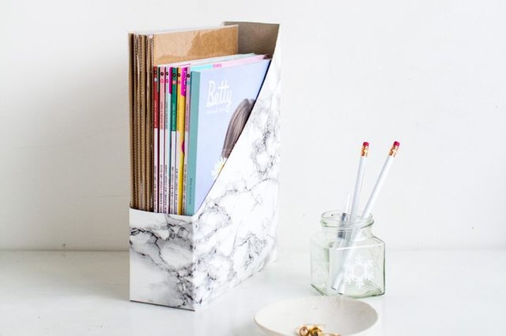 How to Make a Desk Magazine Holder