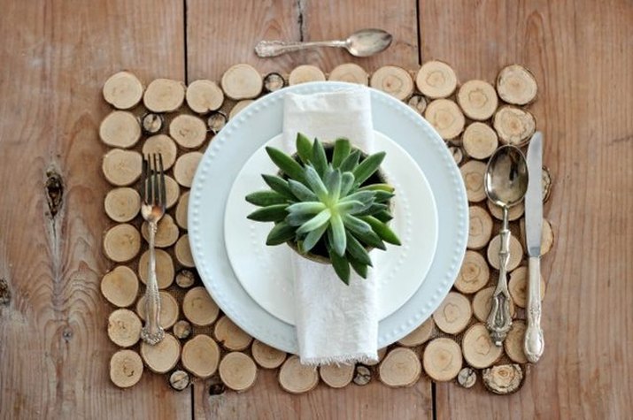 These placemats are easy to make and bring rustic charm to your table.