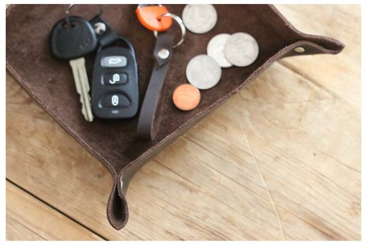 DIY leather catch-all tray
