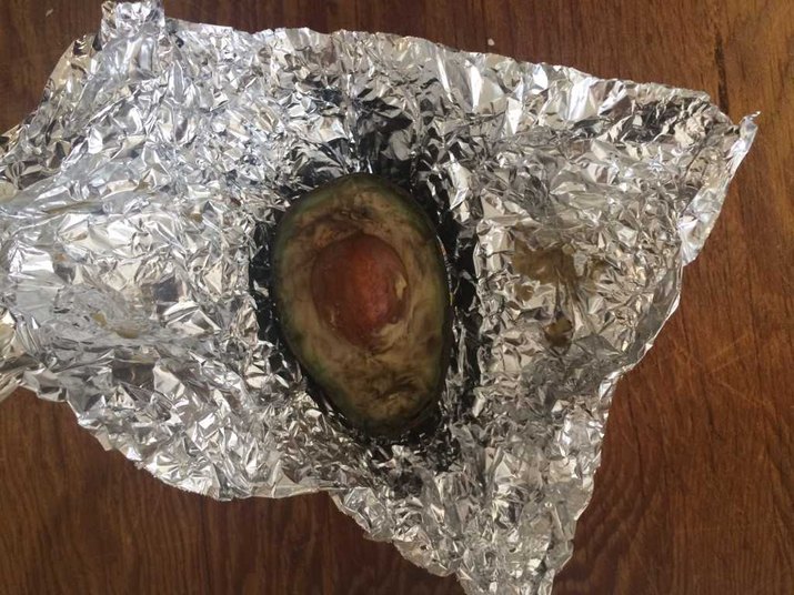 Avocado in foil after 10 days