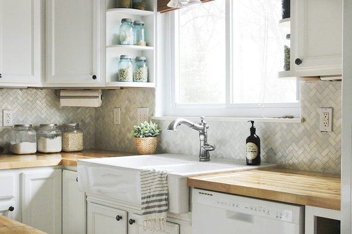 How to Install a Kitchen Tile Backsplash